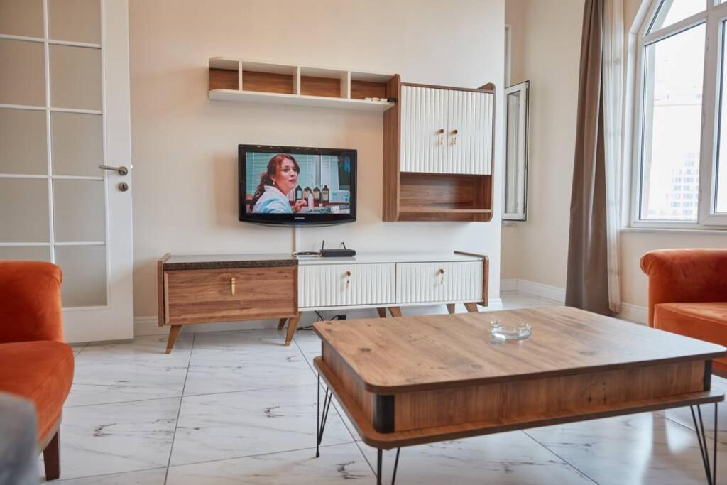 Taksim Square Apartment, Great View, Luxury อิสตันบูล ภายนอก รูปภาพ