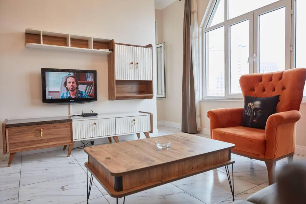 Taksim Square Apartment, Great View, Luxury อิสตันบูล ภายนอก รูปภาพ