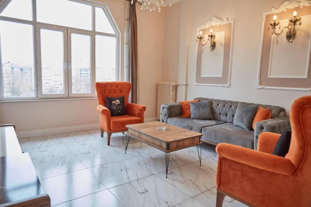 Taksim Square Apartment, Great View, Luxury อิสตันบูล ภายนอก รูปภาพ